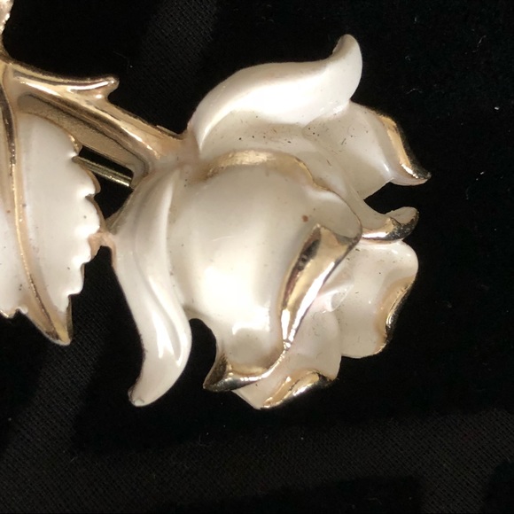 Vintage Brooch - Picture 2 of 4